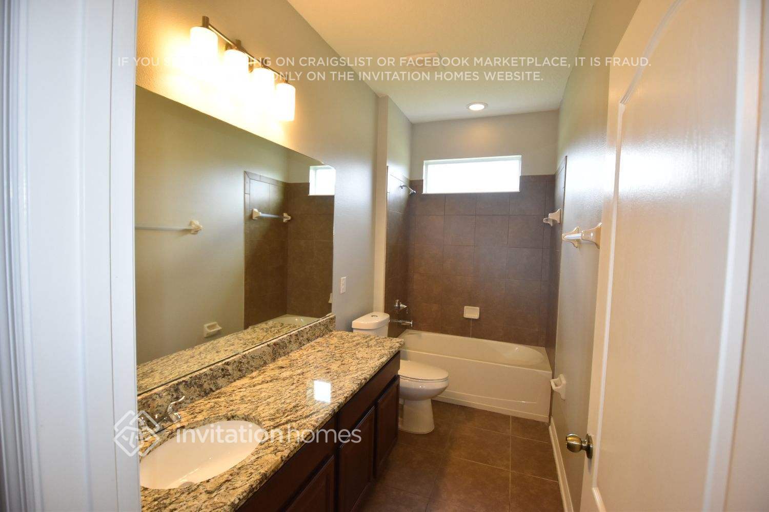 Building Photo - 2425 Misty Cove Cir