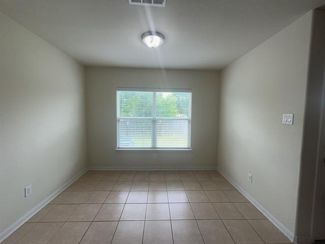 Building Photo - 10009 Iron Ridge Dr