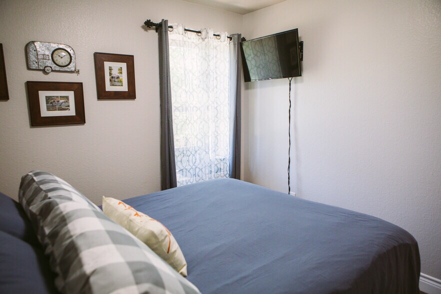 Building Photo - 17809 TX-29