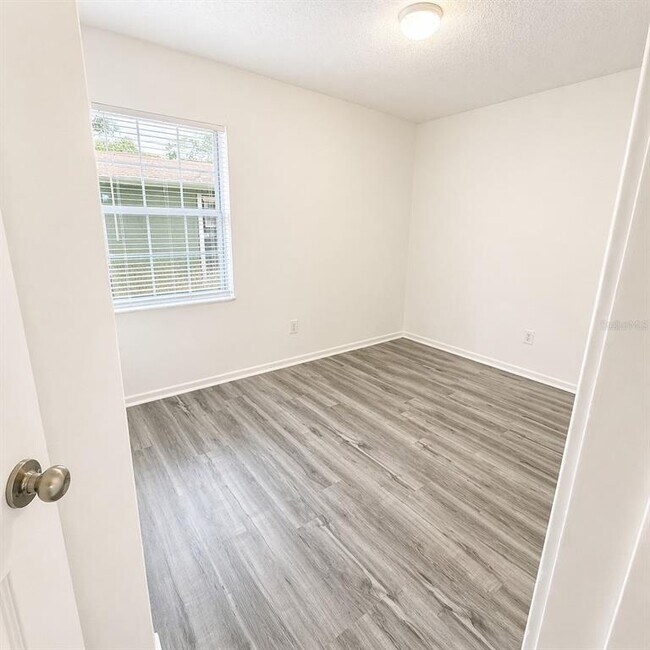 Building Photo - 8305 N Marks St