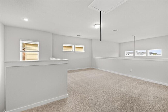 Building Photo - 112 Alicante Ln