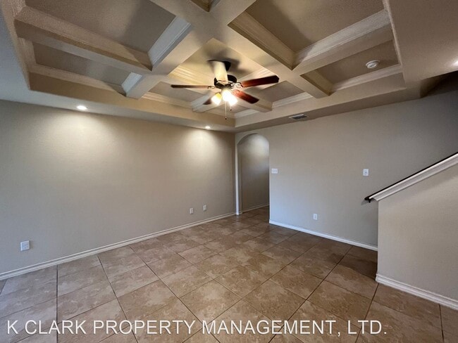 Building Photo - 3 br, 2.5 bath House - 6012 JAX WAY #103