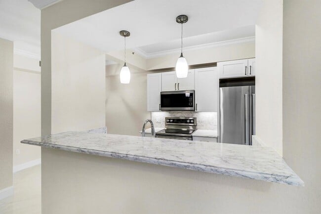 Building Photo - 11010 Legacy Dr