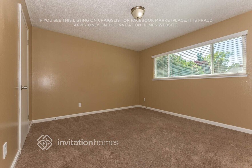 Building Photo - 3116 Bridgeford Dr