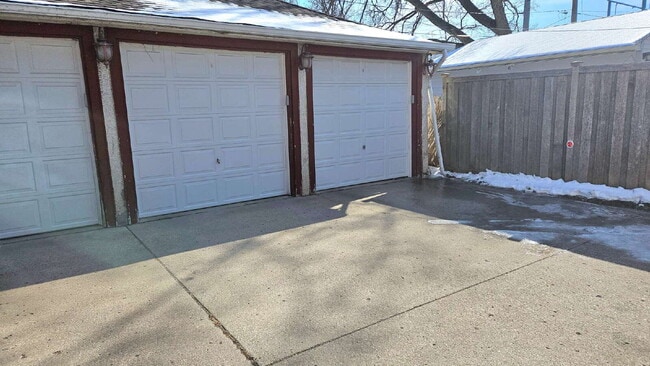 Building Photo - 2823 Portland Ave