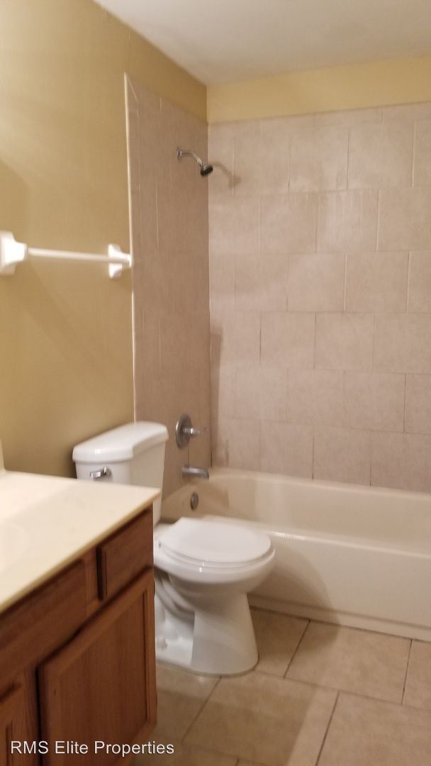 Building Photo - 2 br, 1 bath House - 3760 135th Ave. Apt. #A