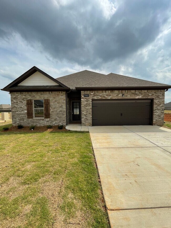 Primary Photo - Home for Rent in Meridianville, AL!!! Avai...