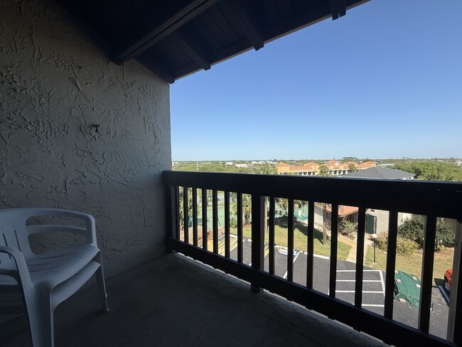 Building Photo - 5650-5A1A A1A S