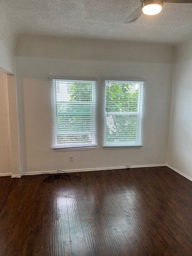 Interior Photo - HAP PARTNERS V LLC-4234