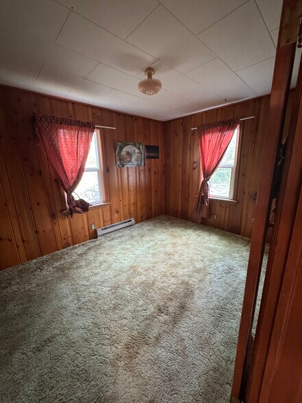 Building Photo - 9809 E Upriver Dr