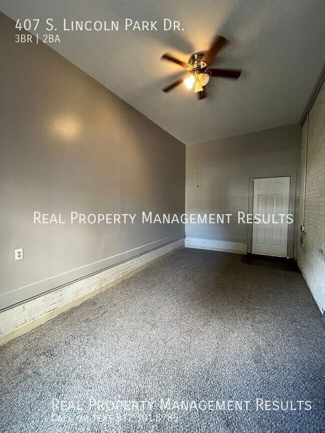 Building Photo - 407 S Lincoln Park Dr