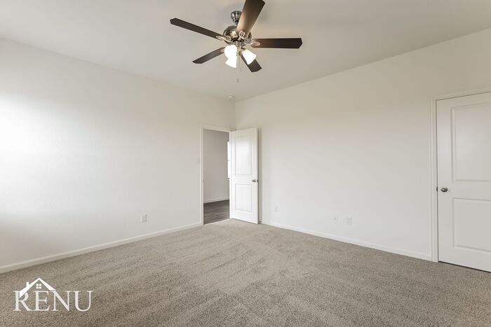 Building Photo - 6624 Charleston Dr