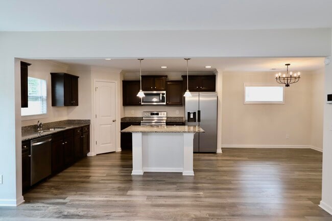 Building Photo - 115 Whitetail Cir