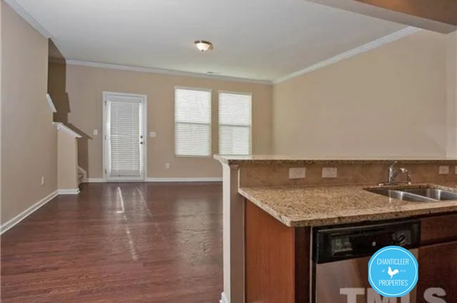 Building Photo - 2219 Sunny Cove Dr