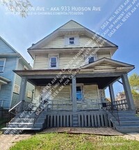 Building Photo - 931 Hudson Ave