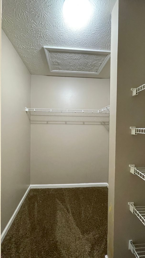 Building Photo - LINDBERG VILLAGE...Duplex
