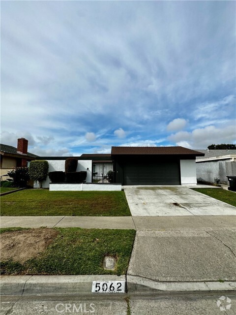Building Photo - 5062 Greencap Ave