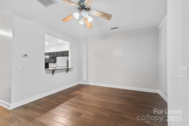 Building Photo - 2476 Ryerson Ct