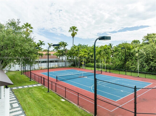 Building Photo - 11531 SW 93rd St