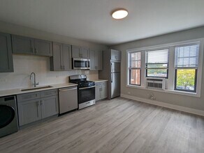 Building Photo - 373 Hazel Ave