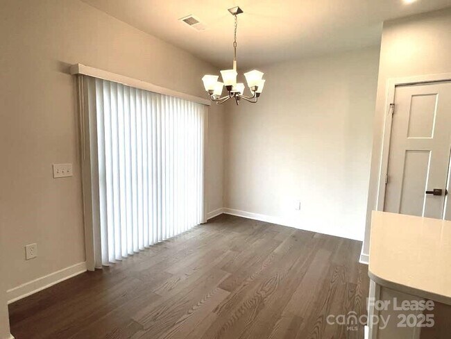 Building Photo - 10476 Dalton Woods Ct NW