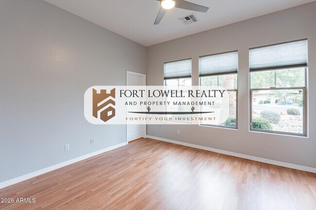 Building Photo - 13354 W San Miguel Ave