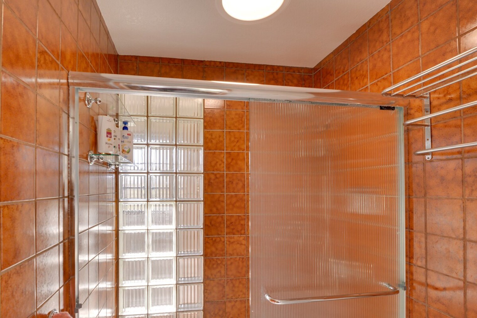 Building Photo - 434 Larkin St