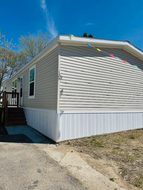 Primary Photo - 129 Hosner Dr
