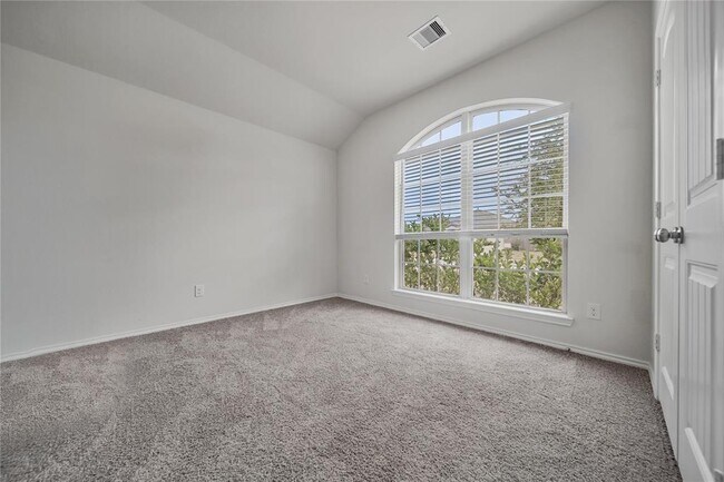 Building Photo - 9539 Summer River Dr