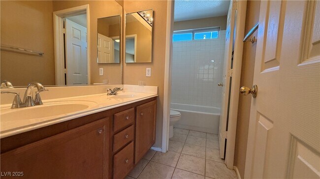 Building Photo - 7777 Lobella St