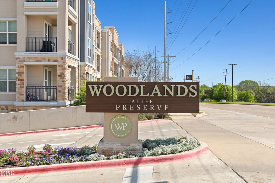 Primary Photo - Woodlands at the Preserve
