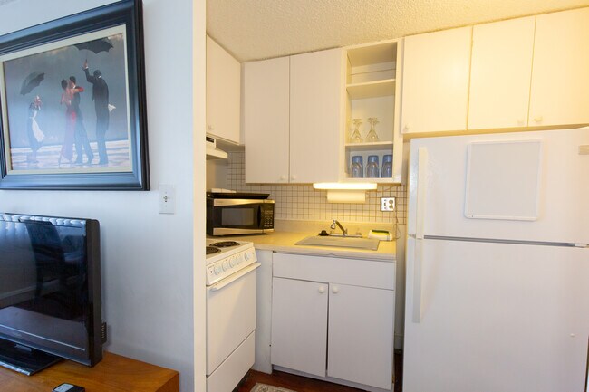 Building Photo - 2888 Ala Ilima St