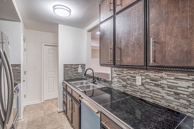 Building Photo - 2 bed 2 bath Peachtree Loft living in Buck...