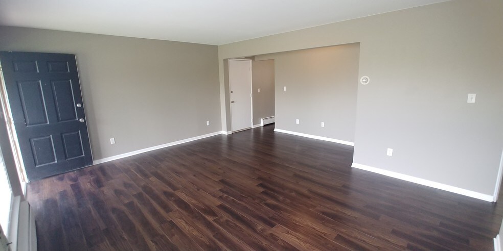 New flooring throughout - 2809 W 13 Mile Rd