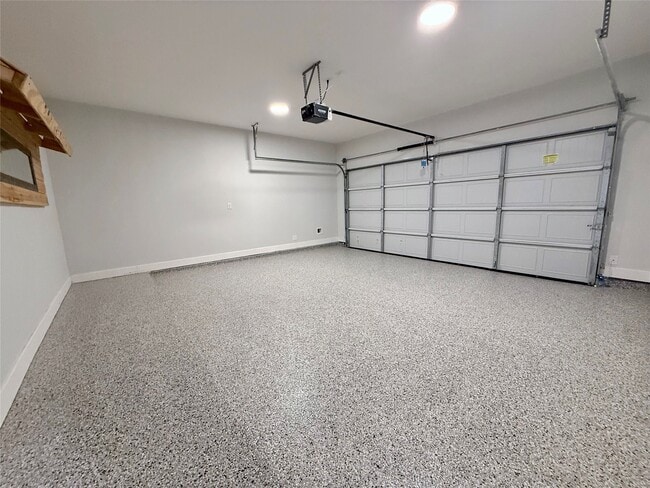 Building Photo - 16119 Port O Call St