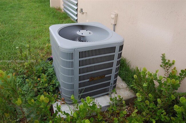 Building Photo - 2184 NW 63rd St