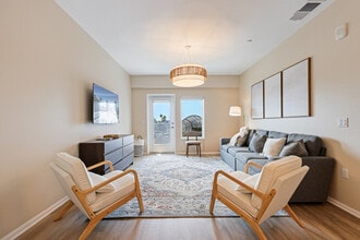 Building Photo - 4388 Ohio St