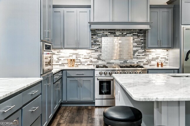 Building Photo - 6225 Random Winds Bluff