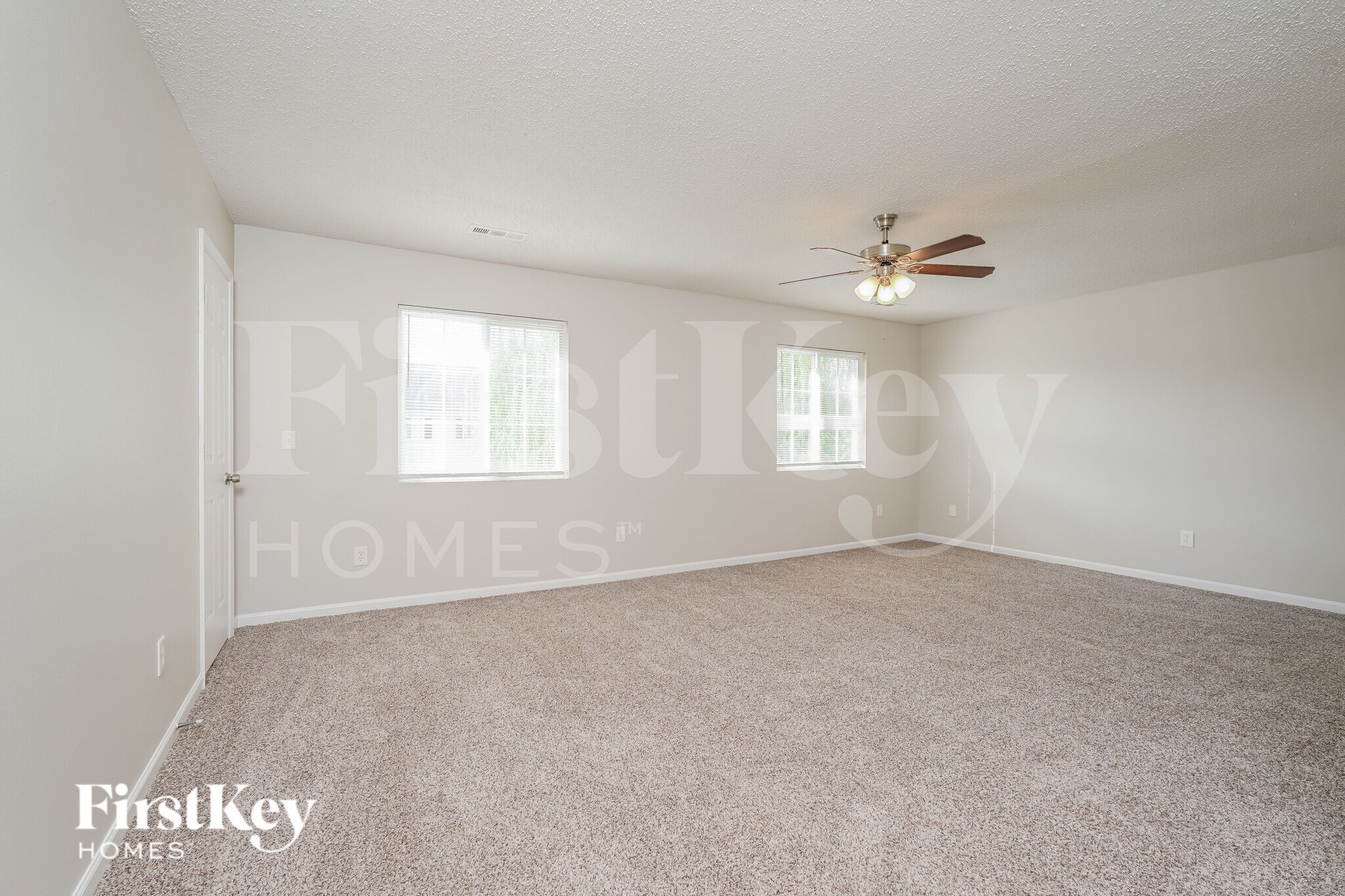 Building Photo - 3737 Eskdale Dr