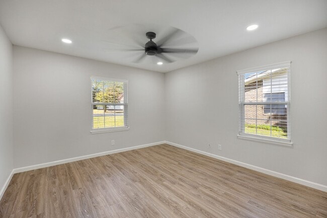 Building Photo - Completely Remodeled Four Bedroom