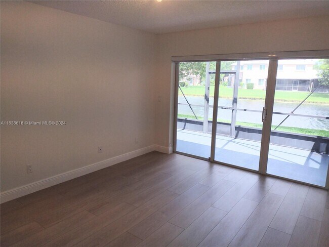 Building Photo - 1740 SW 110th Terrace