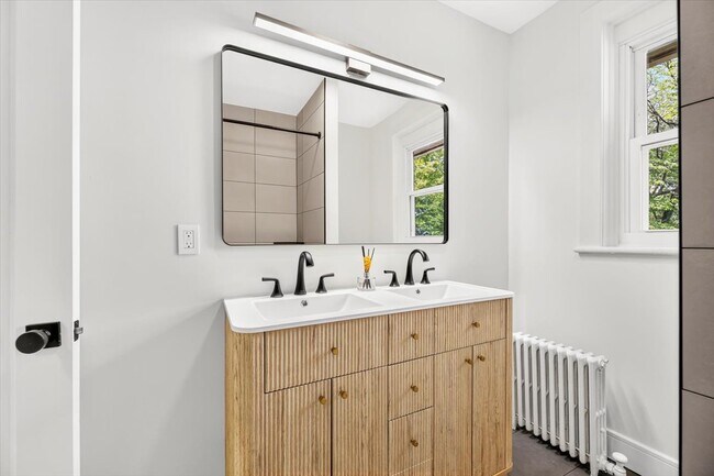 Building Photo - 430 Cinnaminson Ave