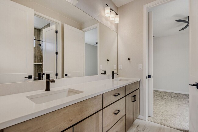 Building Photo - Brand-new residence with an ADU for rent in the highly sought-after Lyric at RidgeGate Lone Tree ...