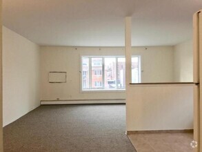 Building Photo - 3 bedroom in Brooklyn NY 11209