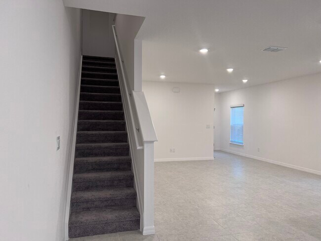 Building Photo - 3196 Penny Cove Ln