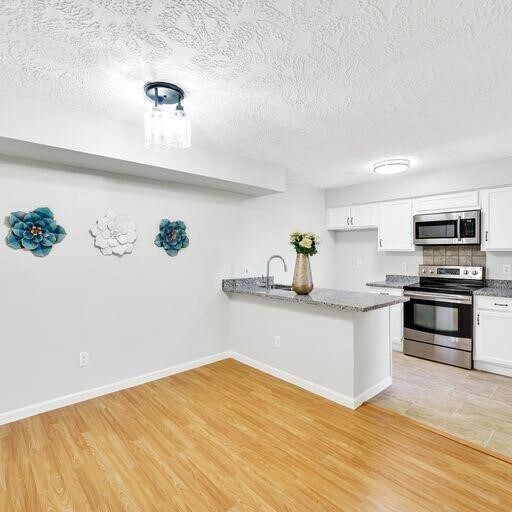 Building Photo - 10555 Turtlewood Ct