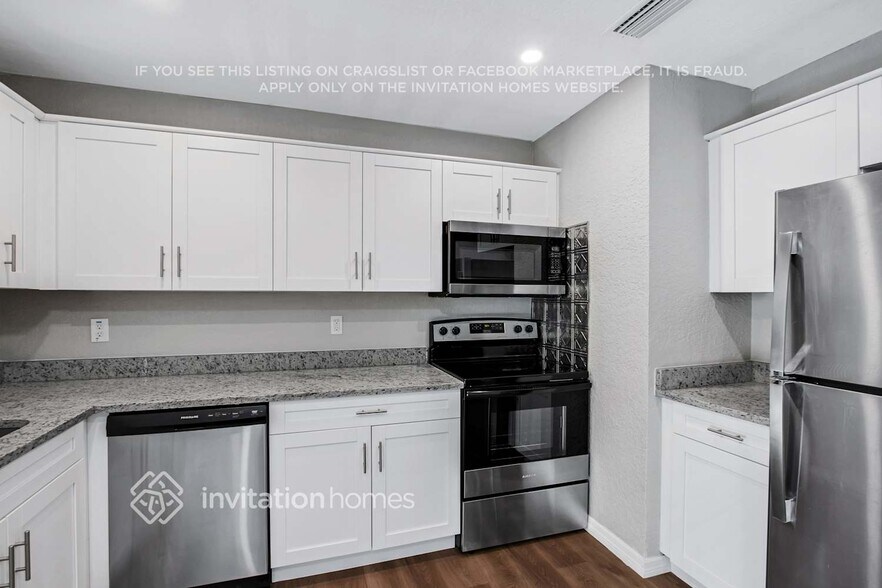 Building Photo - 1040 Edgehill Ave