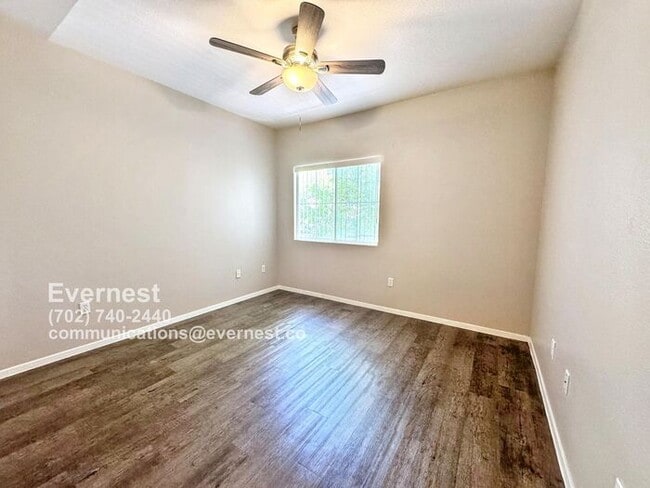 Building Photo - Comfortable 2-Bedroom Condo in Prime Locat...