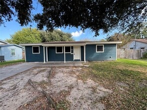 Building Photo - 318 14th St N