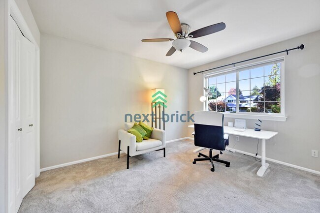 Building Photo - 4 BED & 3 BATH SINGLE FAMILY HOUSE FOR RENT